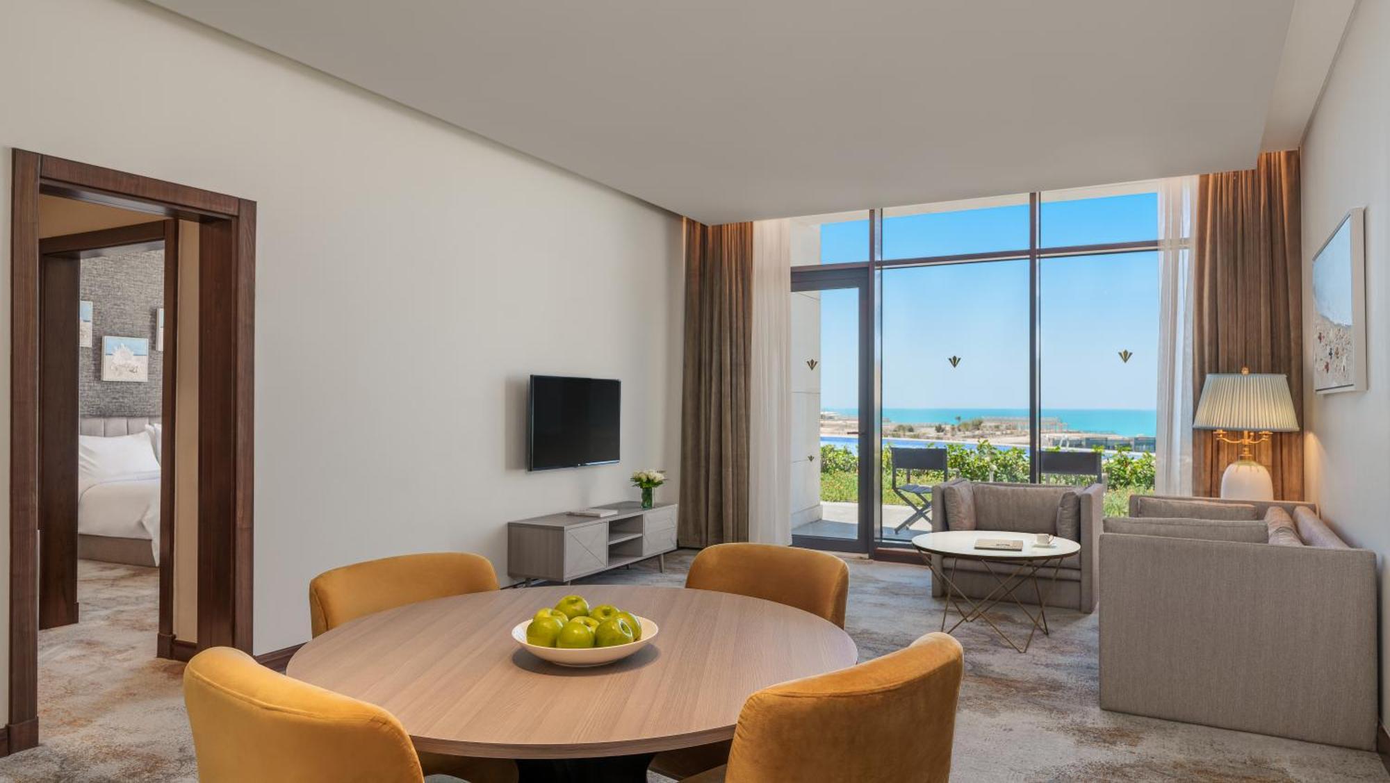 Rixos Premium Alamein Ελ Αλαμέιν Δωμάτιο φωτογραφία A living room at the hotel